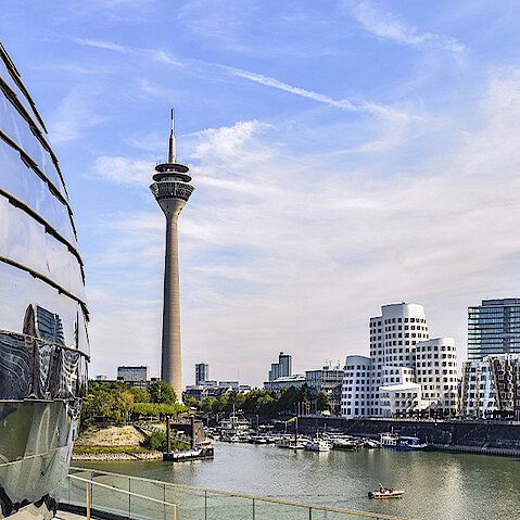 Location - Düsseldorf Location - Düsseldorf